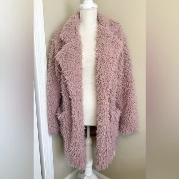 Hyfve Hyfve Hyfve M Teddy Sherpa Pink Faux Fur Coat Lined Good Condition Open - Picture 2 of 13